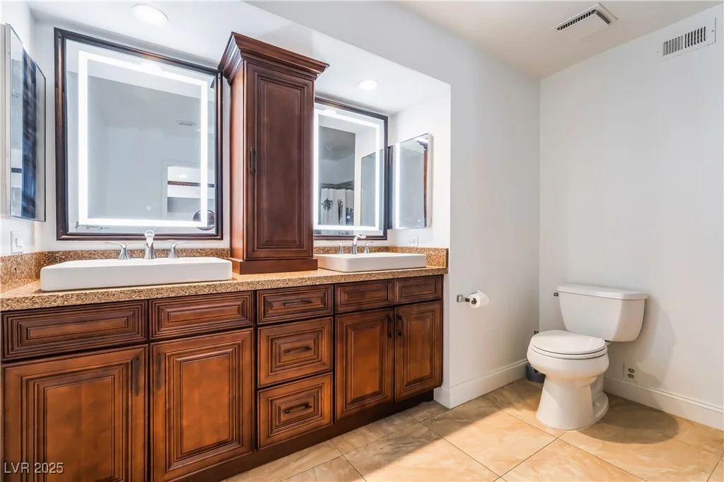 2588 La Fortuna, Las Vegas, NV 89121