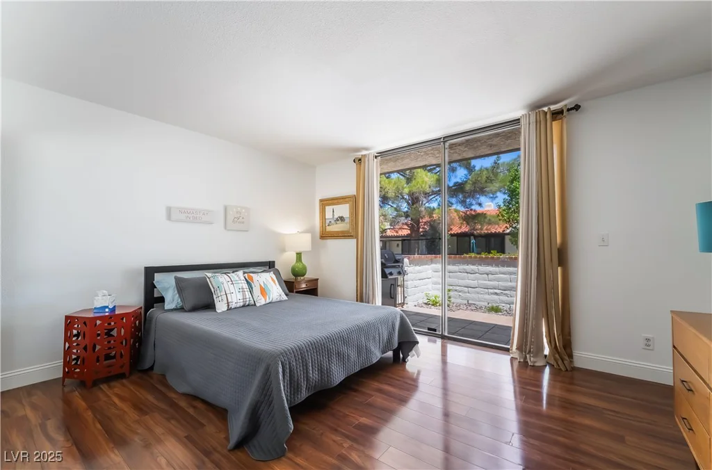 2588 La Fortuna, Las Vegas, NV 89121
