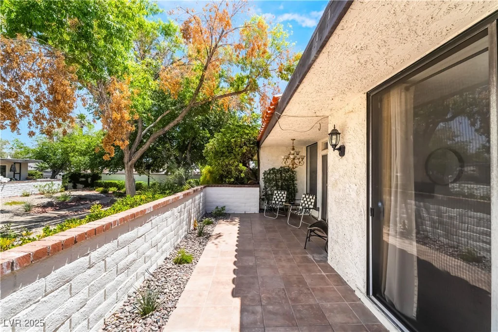 2588 La Fortuna, Las Vegas, NV 89121