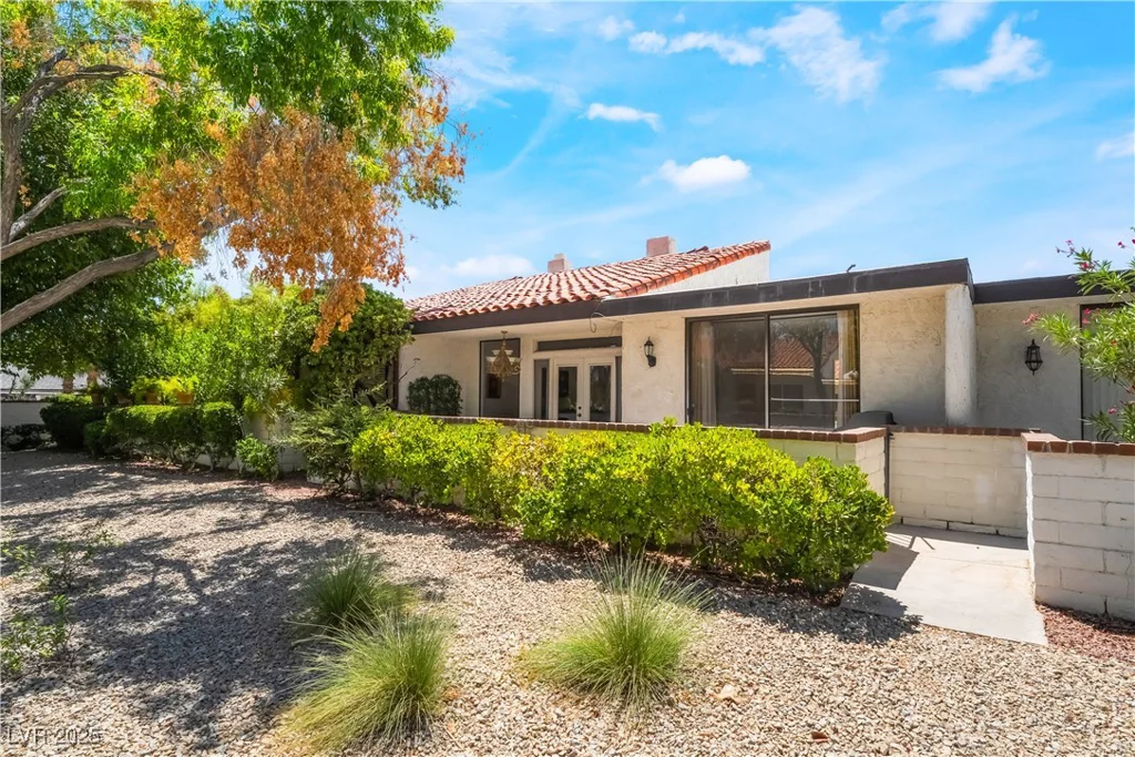 2588 La Fortuna, Las Vegas, NV 89121