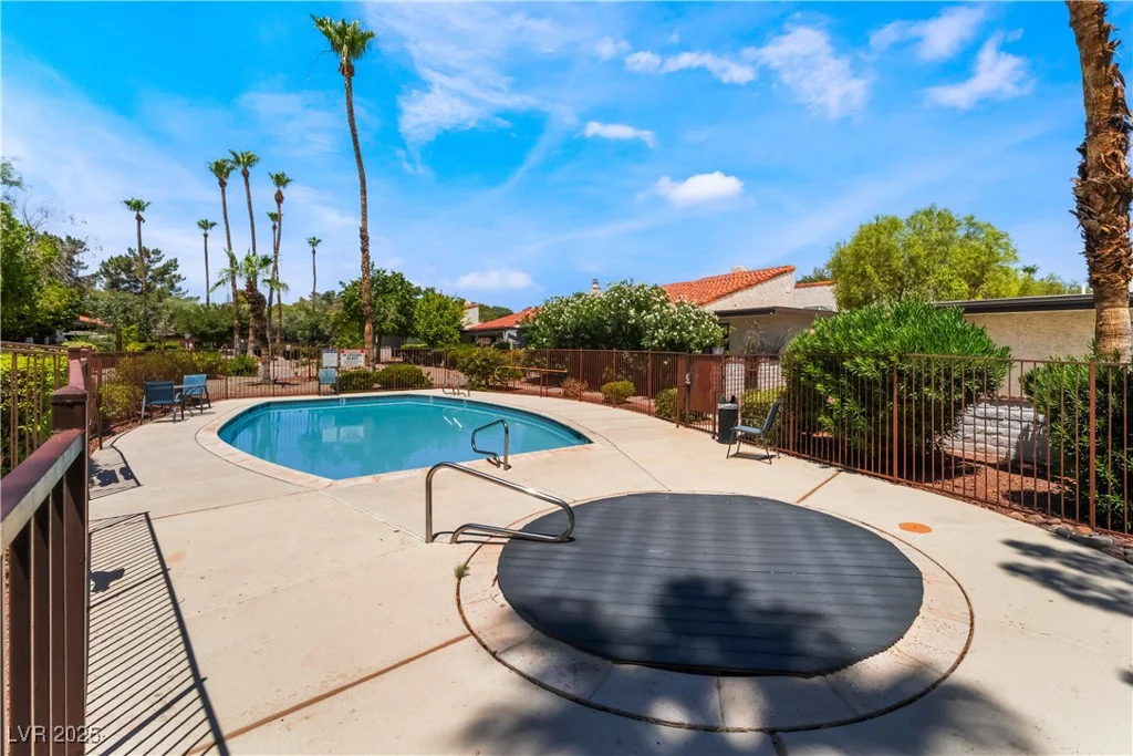 2588 La Fortuna, Las Vegas, NV 89121