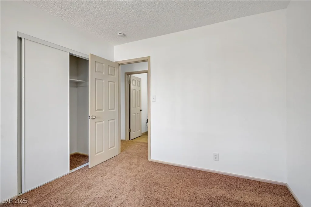 4829 Hot Springs, Las Vegas, NV 89110