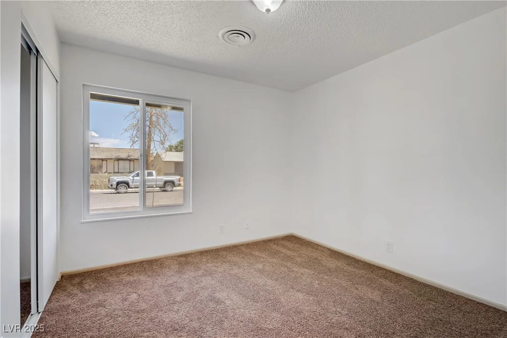 4829 Hot Springs, Las Vegas, NV 89110