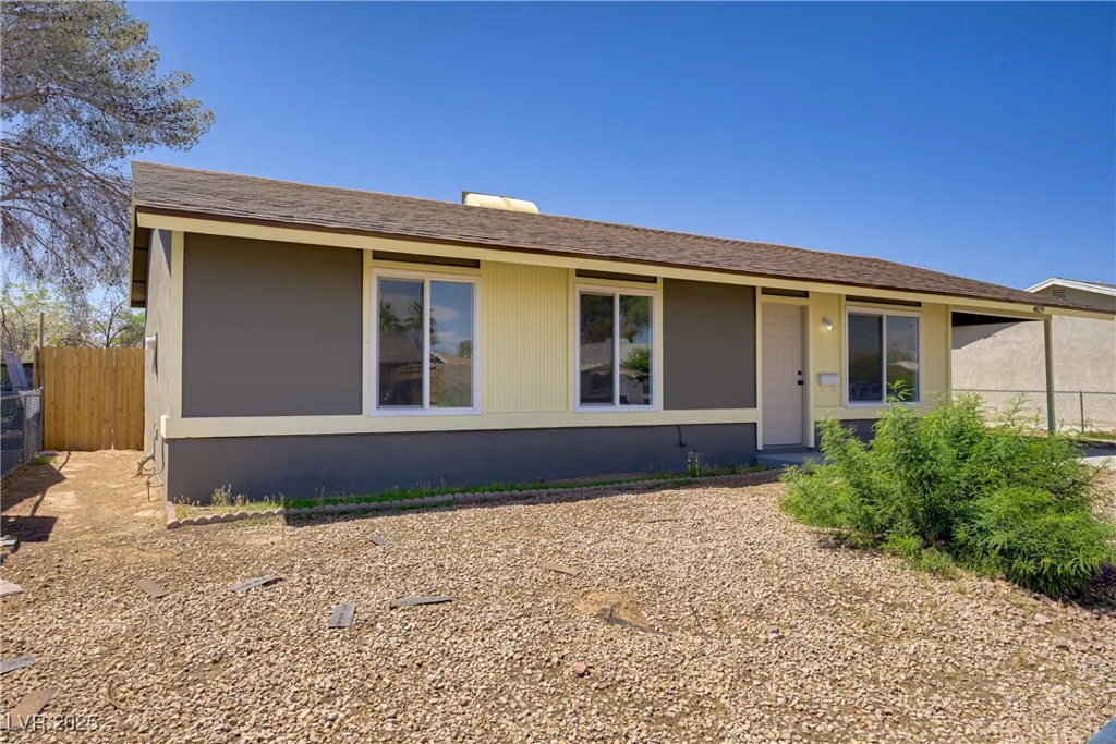 4829 Hot Springs, Las Vegas, NV 89110