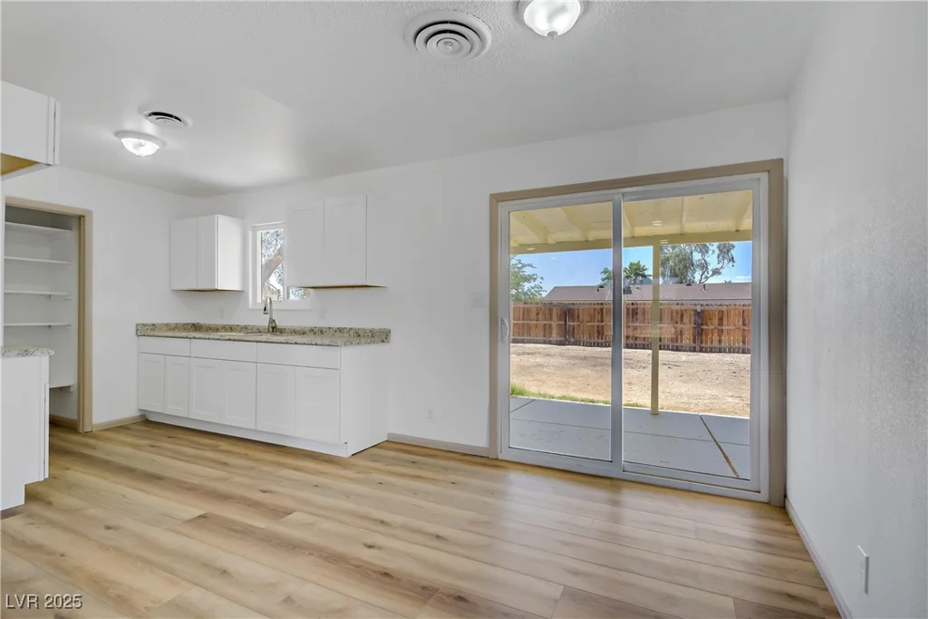 4829 Hot Springs, Las Vegas, NV 89110