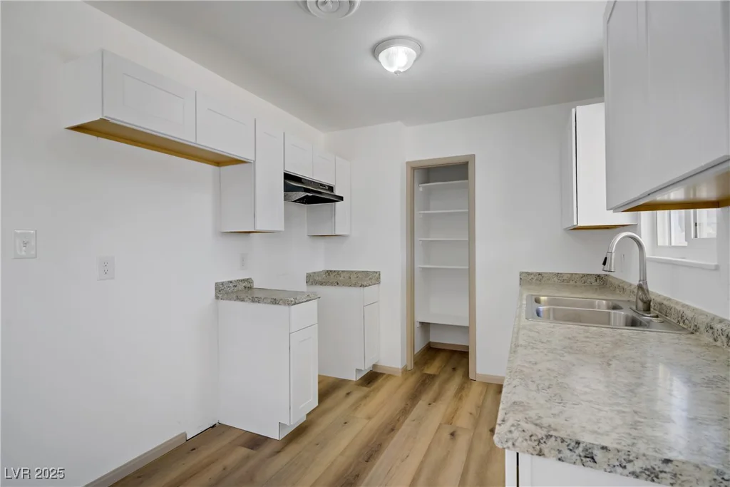 4829 Hot Springs, Las Vegas, NV 89110