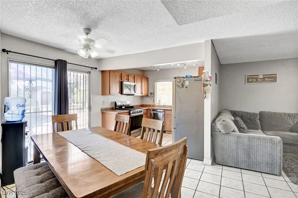 671 Riata, Las Vegas, NV 89110