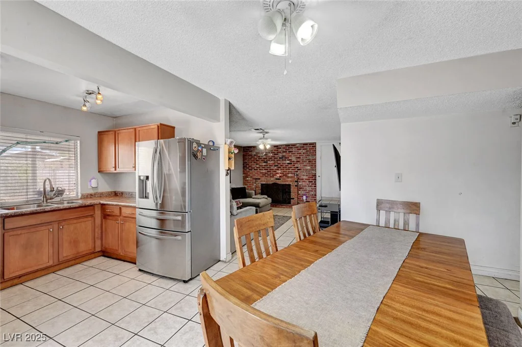 671 Riata, Las Vegas, NV 89110