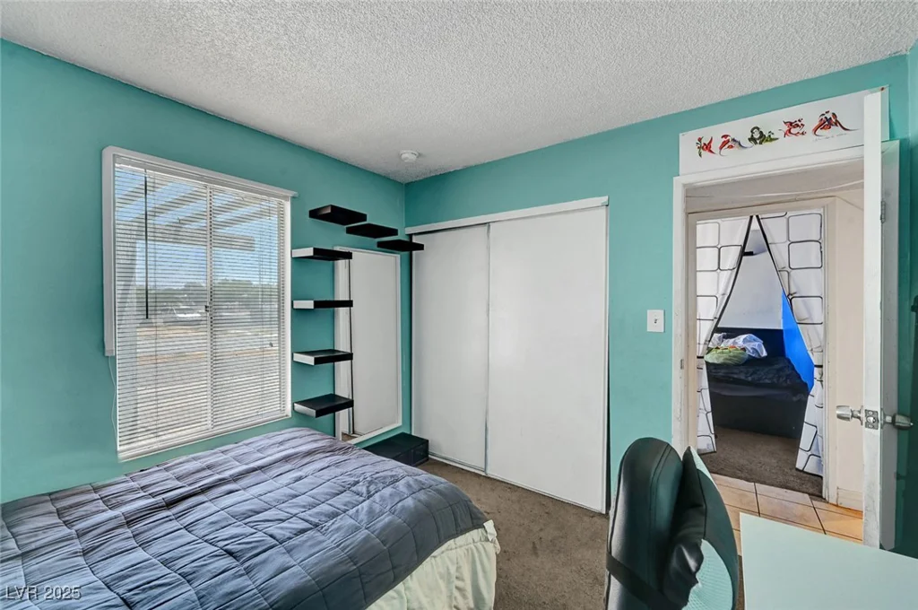 671 Riata, Las Vegas, NV 89110