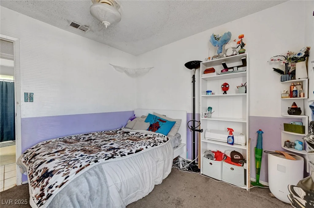 671 Riata, Las Vegas, NV 89110