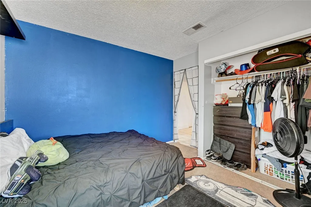 671 Riata, Las Vegas, NV 89110