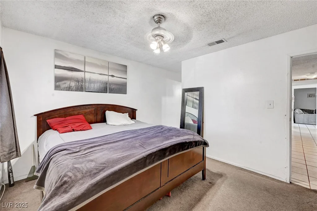 671 Riata, Las Vegas, NV 89110