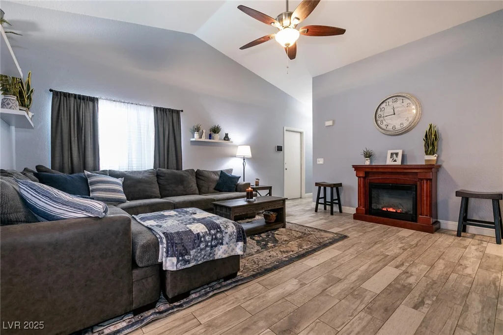 5025 Chambliss, Las Vegas, NV 89130