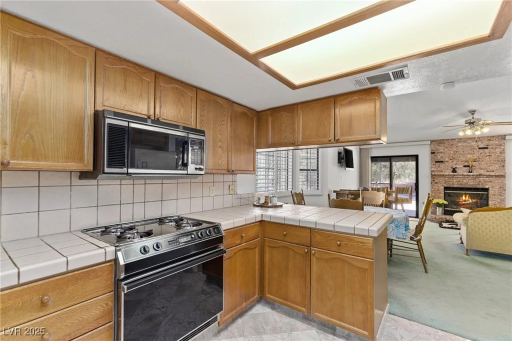 1590 Desertaire, Las Vegas, NV 89110