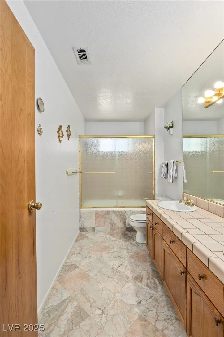 1590 Desertaire, Las Vegas, NV 89110