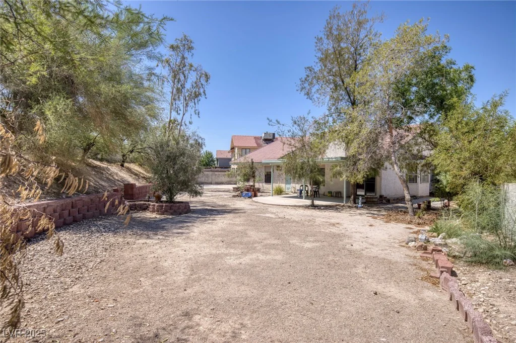 1590 Desertaire, Las Vegas, NV 89110