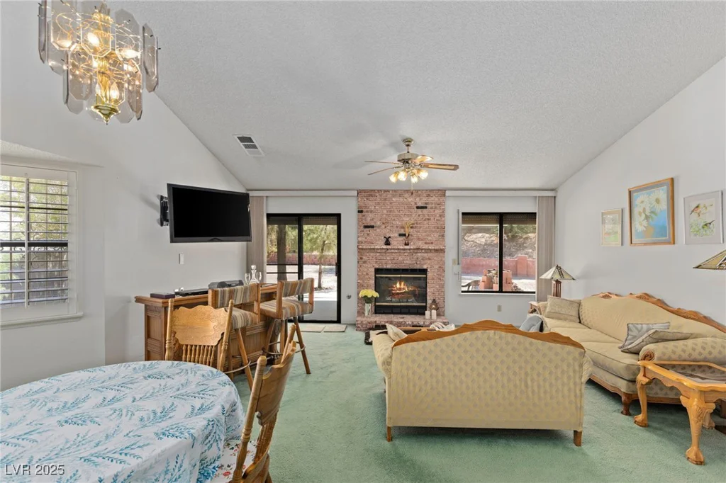 1590 Desertaire, Las Vegas, NV 89110