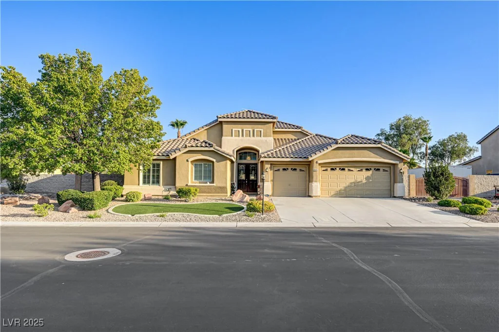 6575 Fence Jumper, Las Vegas, NV 89131