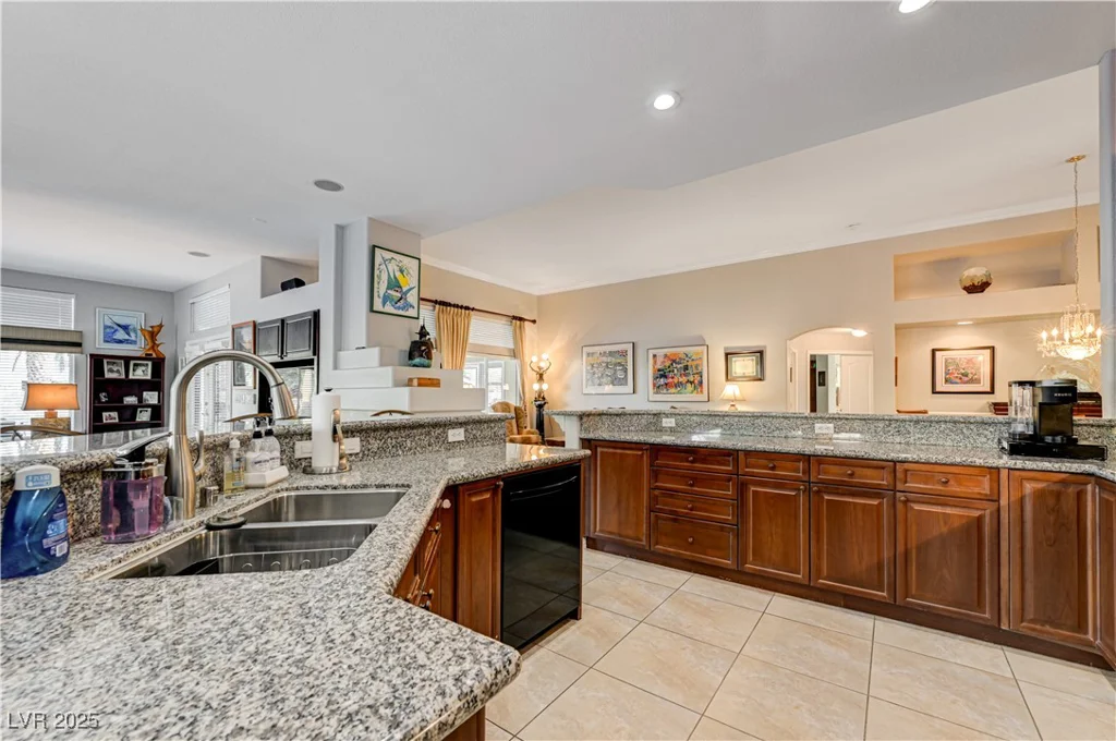 6575 Fence Jumper, Las Vegas, NV 89131