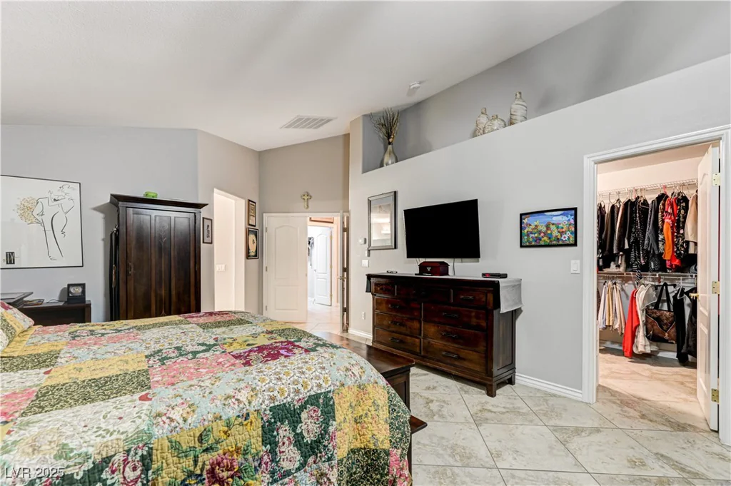 6575 Fence Jumper, Las Vegas, NV 89131