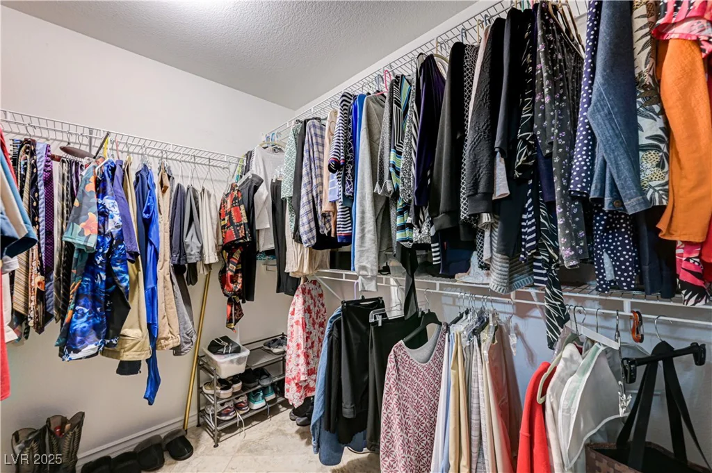6575 Fence Jumper, Las Vegas, NV 89131