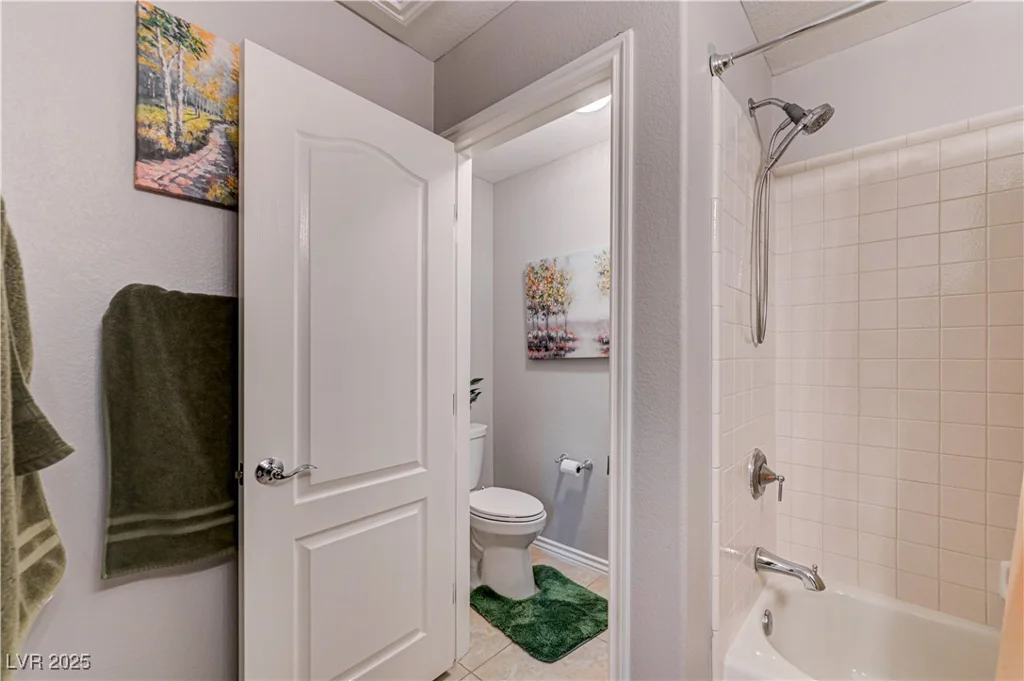6575 Fence Jumper, Las Vegas, NV 89131