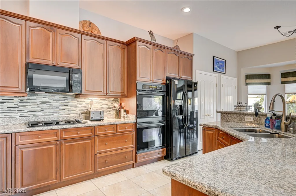 6575 Fence Jumper, Las Vegas, NV 89131