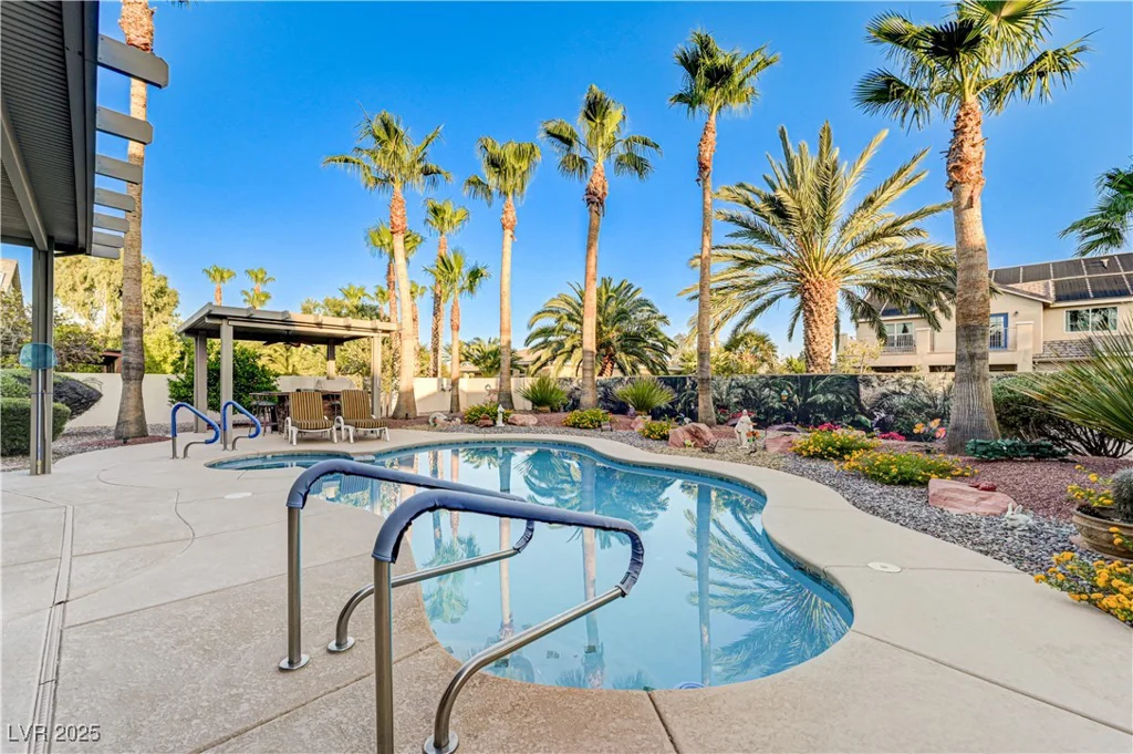 6575 Fence Jumper, Las Vegas, NV 89131