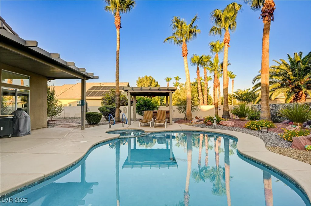 6575 Fence Jumper, Las Vegas, NV 89131