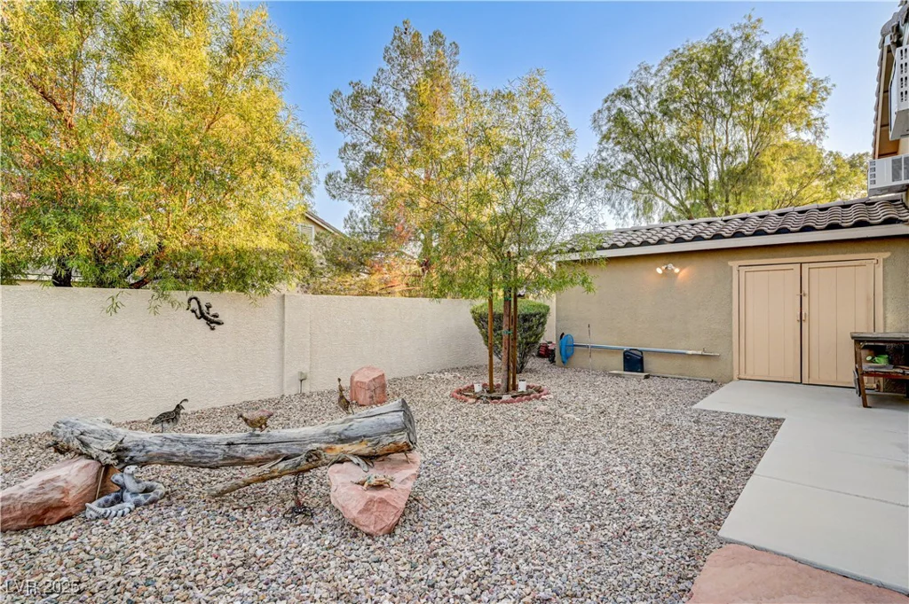6575 Fence Jumper, Las Vegas, NV 89131