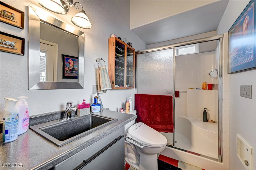 6575 Fence Jumper, Las Vegas, NV 89131