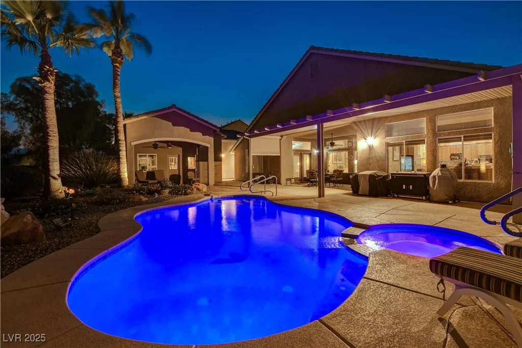 6575 Fence Jumper, Las Vegas, NV 89131