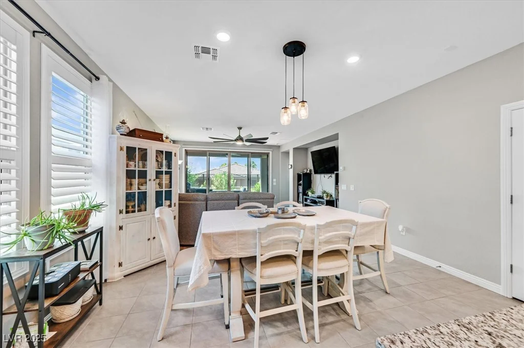 2383 Elmont, North Las Vegas, NV 89086