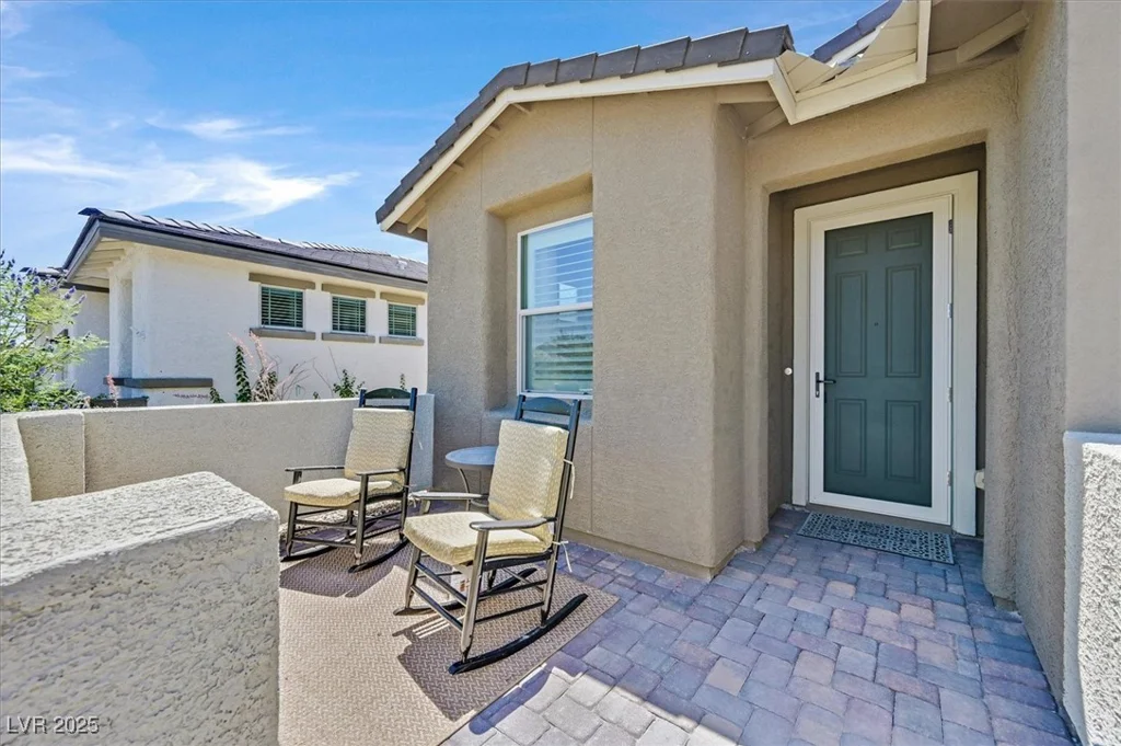 2383 Elmont, North Las Vegas, NV 89086