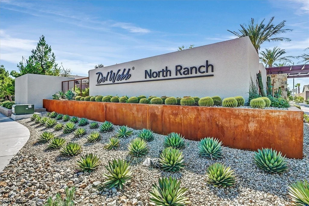 2383 Elmont, North Las Vegas, NV 89086
