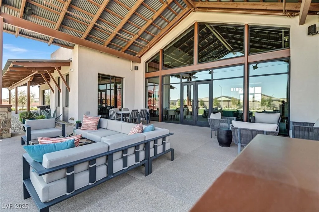 2383 Elmont, North Las Vegas, NV 89086