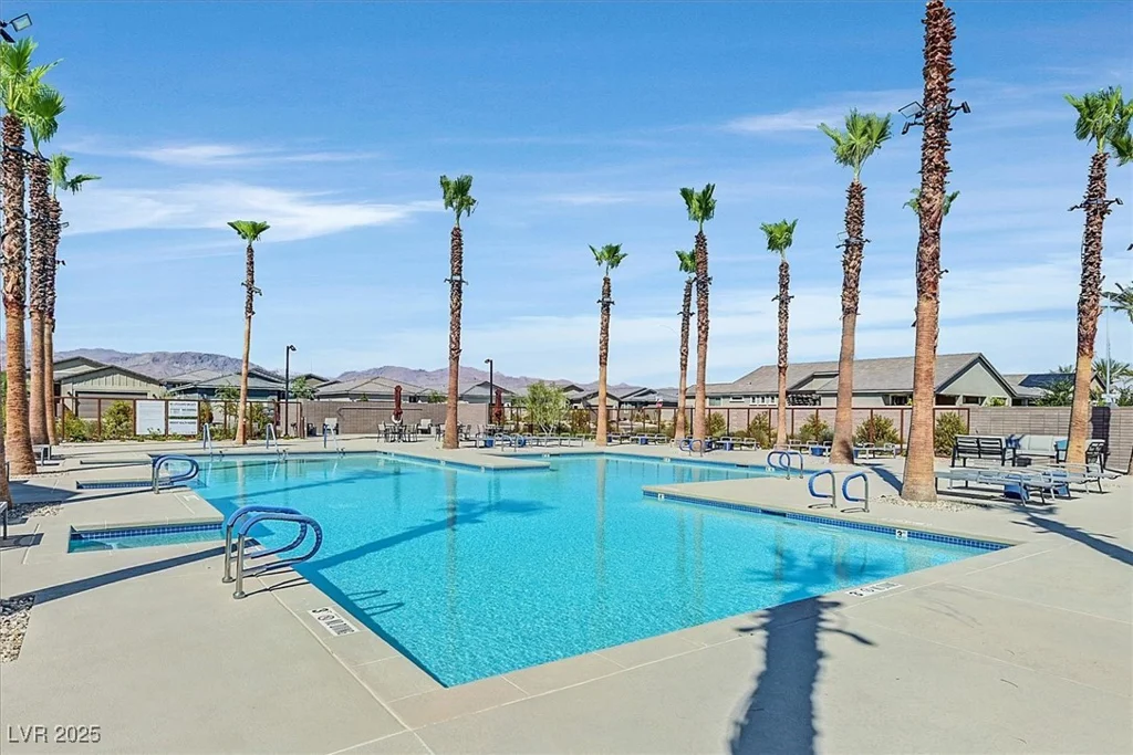 2383 Elmont, North Las Vegas, NV 89086