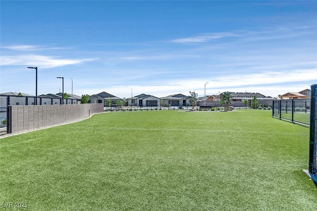 2383 Elmont, North Las Vegas, NV 89086