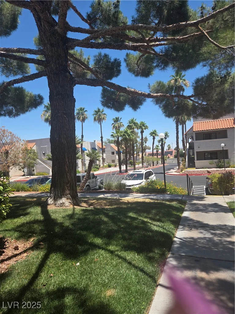 101 Luna, Las Vegas, NV 89145