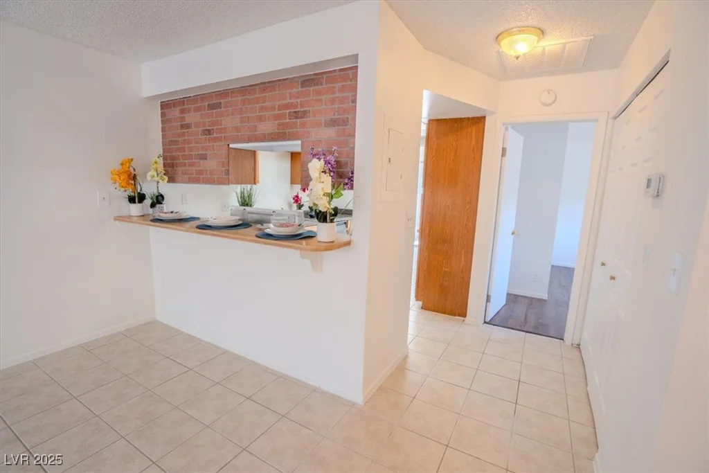 232 Bruce, Las Vegas, NV 89101