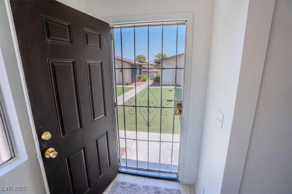 232 Bruce, Las Vegas, NV 89101
