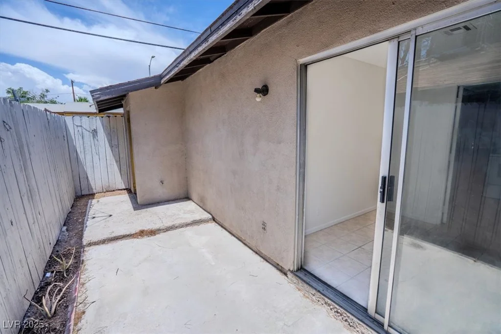 232 Bruce, Las Vegas, NV 89101