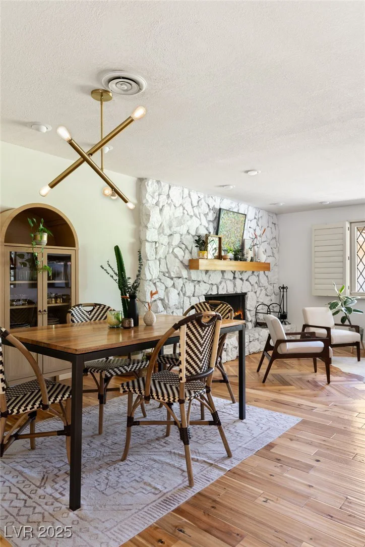 200 STONEWOOD, Las Vegas, NV 89107