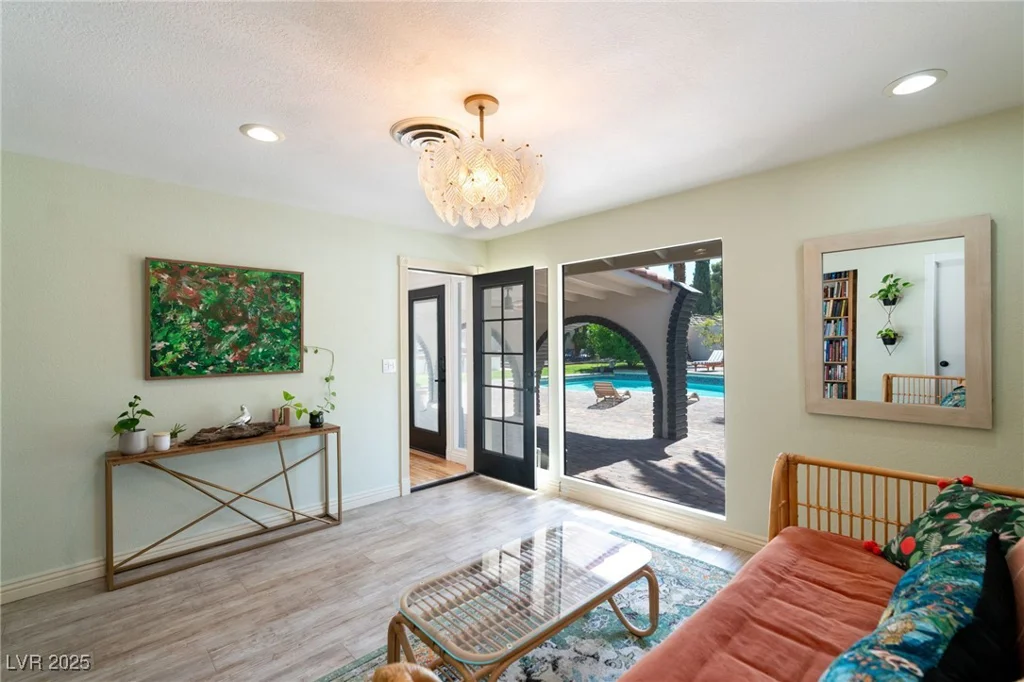200 STONEWOOD, Las Vegas, NV 89107