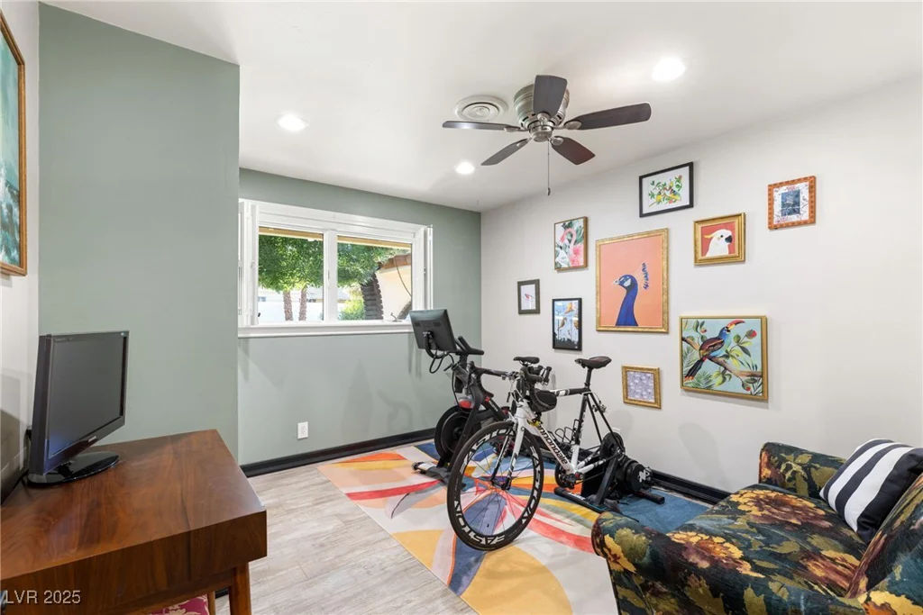200 STONEWOOD, Las Vegas, NV 89107