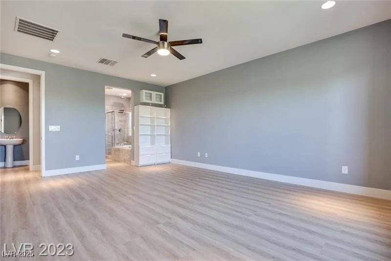 10342 Kesington, Las Vegas, NV 89135
