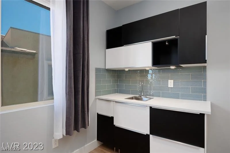 10342 Kesington, Las Vegas, NV 89135