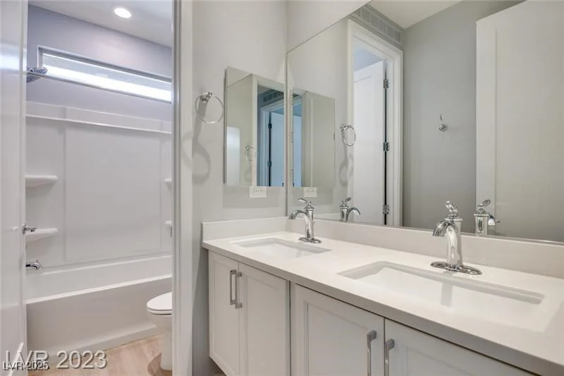 10342 Kesington, Las Vegas, NV 89135
