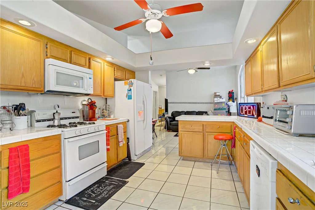 4709 Sophia, North Las Vegas, NV 89032
