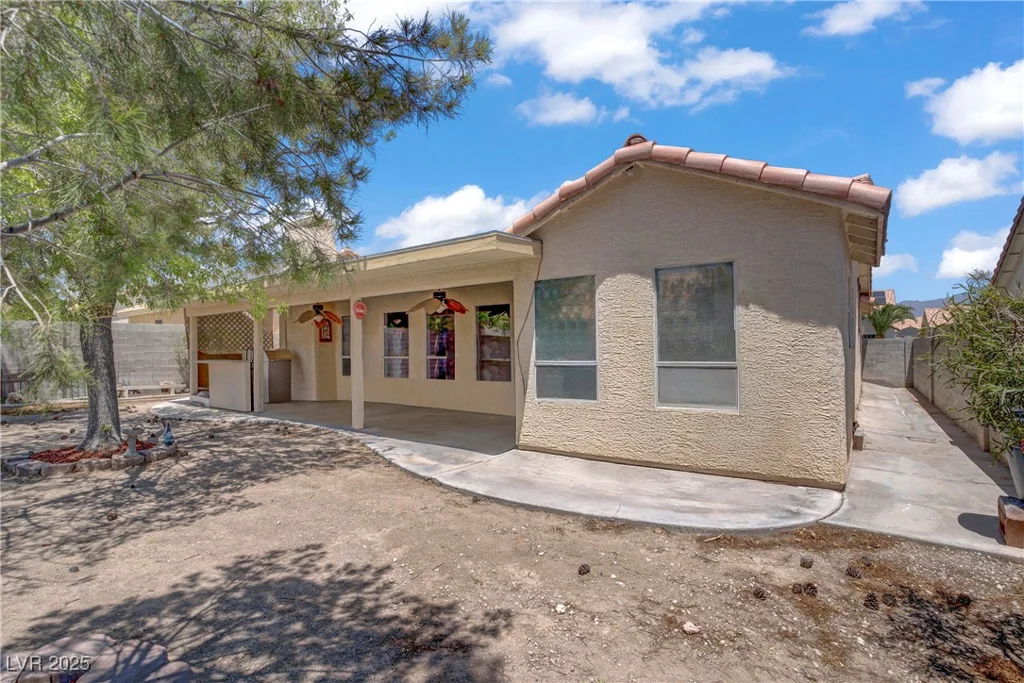 4709 Sophia, North Las Vegas, NV 89032